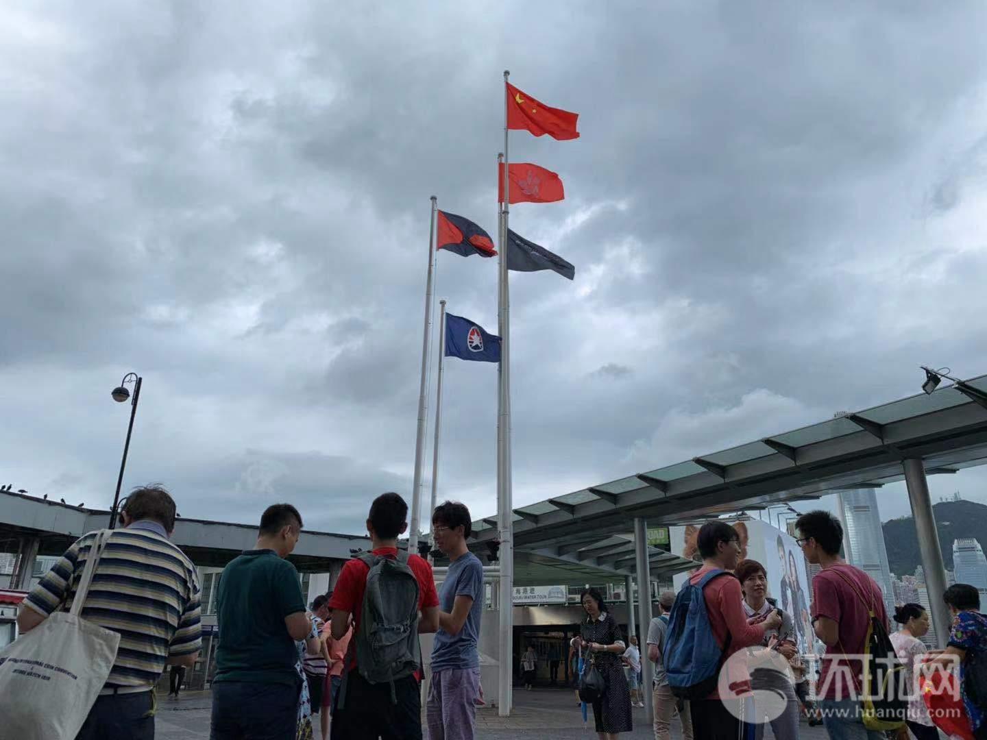 特斯拉“死忠粉”动摇了？Wedbush下调目标价：前方是“四级风暴”！
