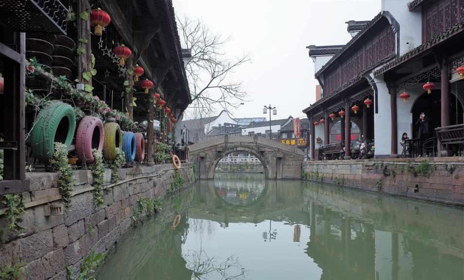 韩国梨泰院踩踏事件一年多后,首尔警察厅长被控过失杀人罪