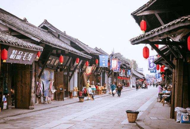 为什么当年风靡全国、红得发紫的《花千骨》如今却出现爆冷？